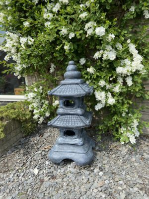Japanse lantaarn P4 dubbeldaks tuinbeeldenutrecht